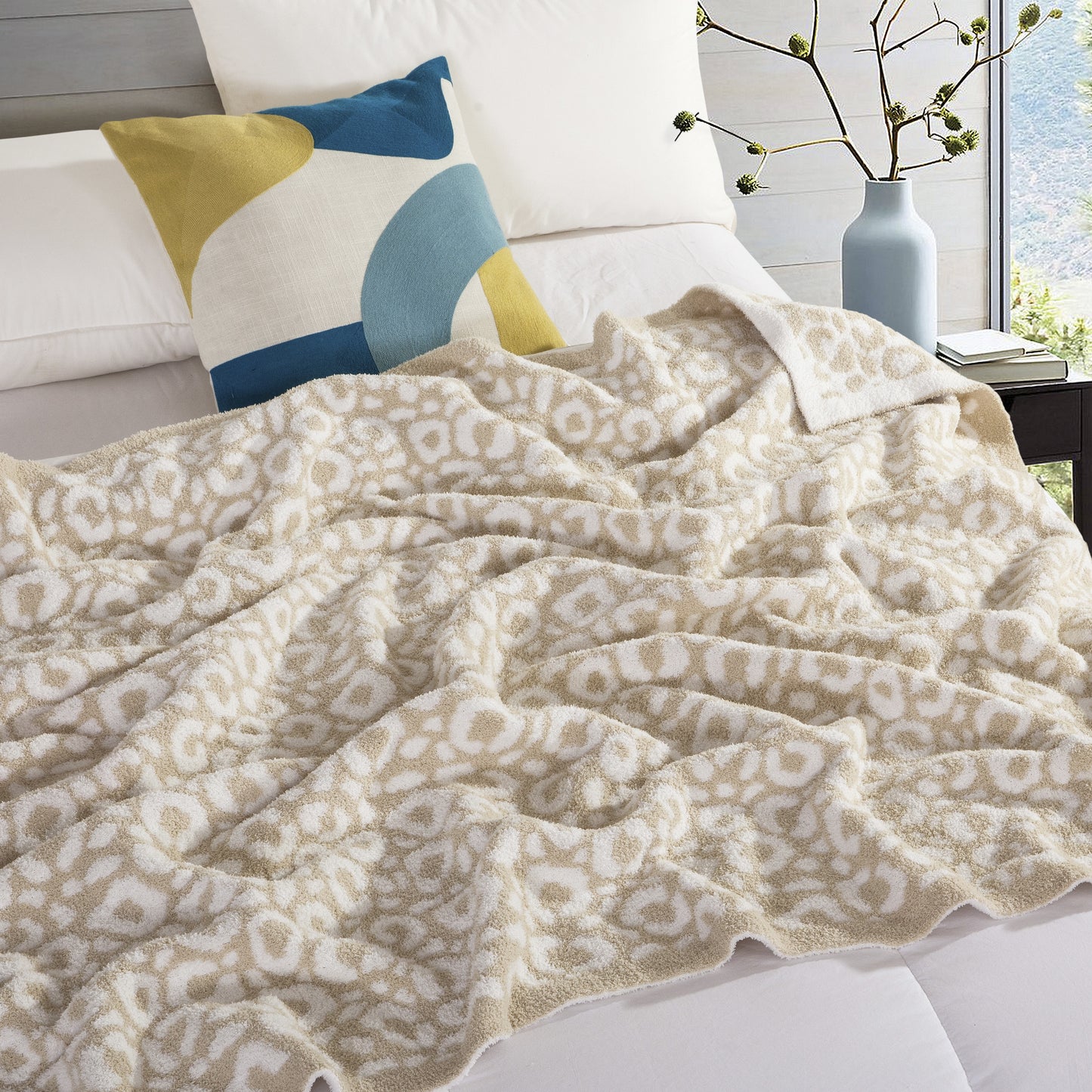 Elegant Comfort 50" x 70"  Ultra Soft Checkered Knitted Throw Blanket