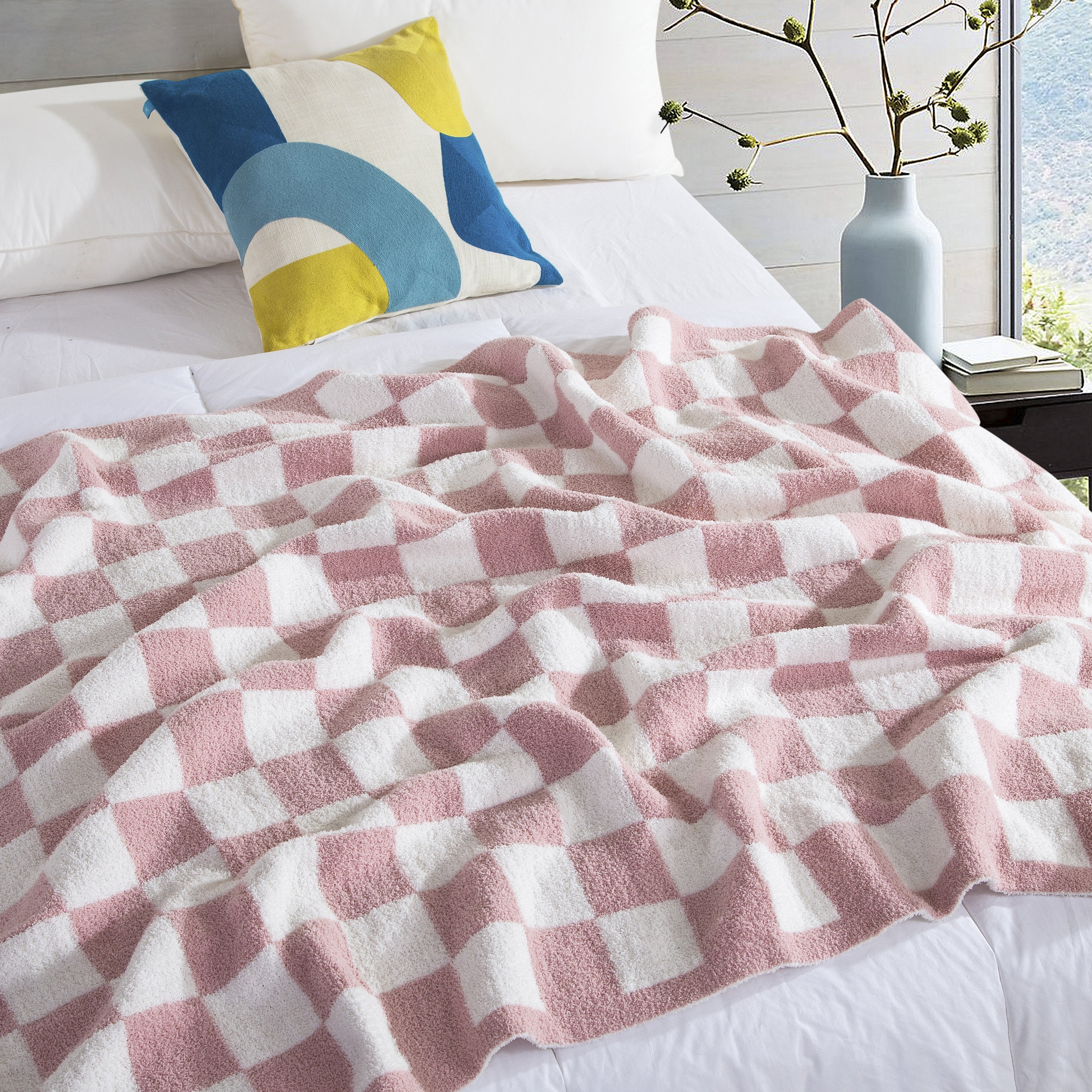 50" x 70"  Ultra Soft Checkered Knitted Throw Blanket