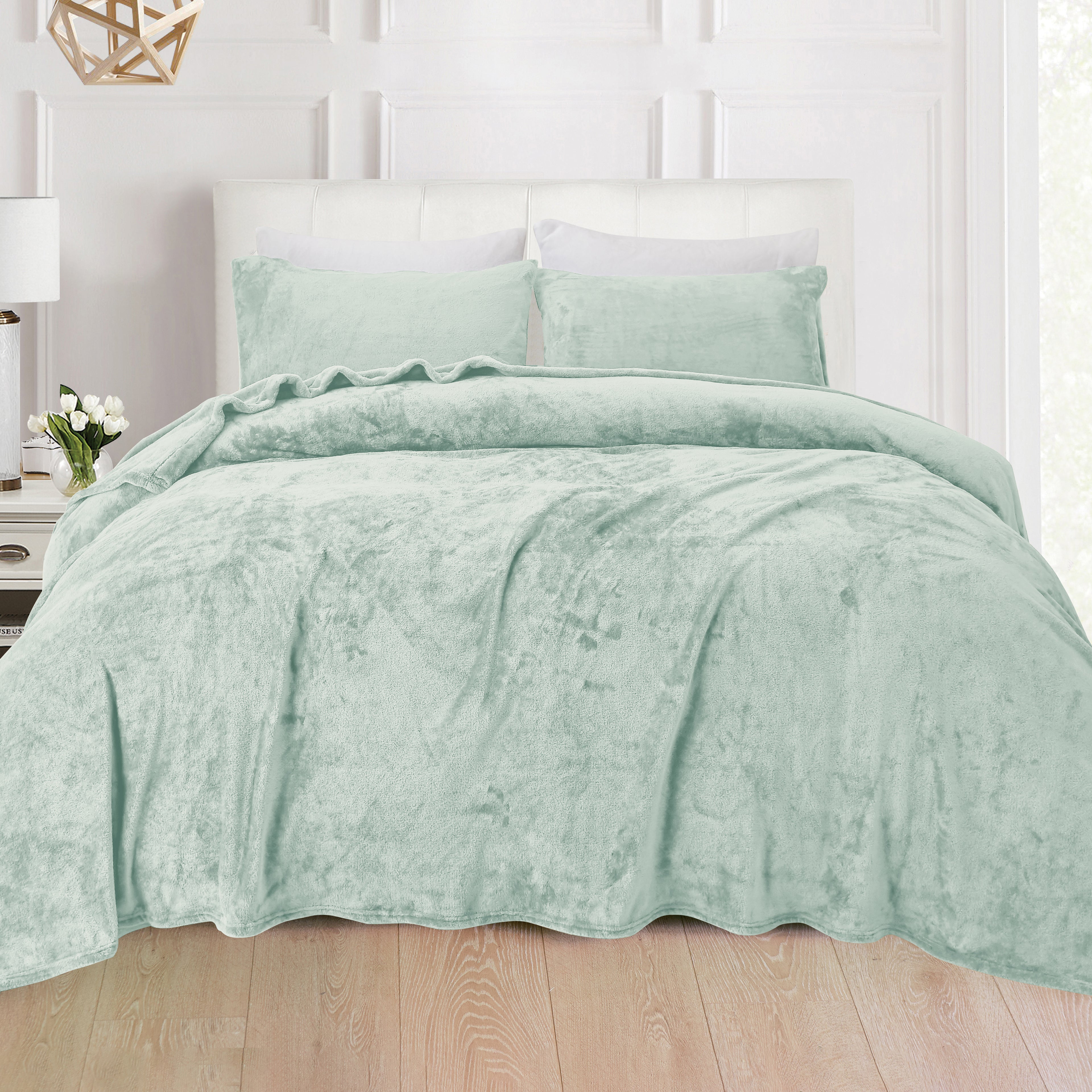 4-Piece Velvet Plush Flannel Sheet Set