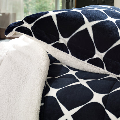 Elegant Comfort 3-Piece Micro-Suede Reversible Sherpa - Bloomingdale Pattern Comforter Set