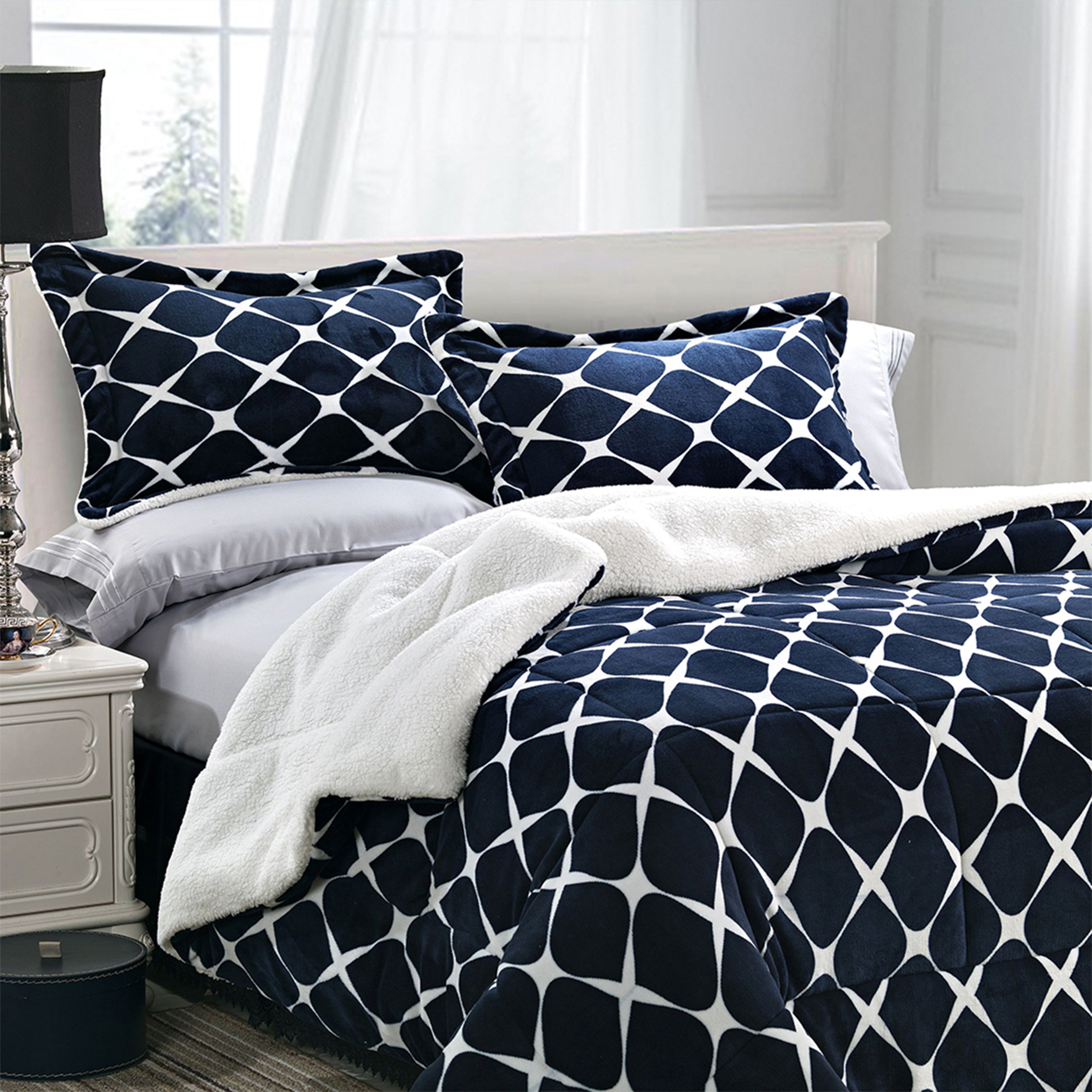 3-Piece Micro-Suede Reversible Sherpa - Bloomingdale Pattern Comforter Set