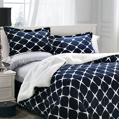 Elegant Comfort 3-Piece Micro-Suede Reversible Sherpa - Bloomingdale Pattern Comforter Set