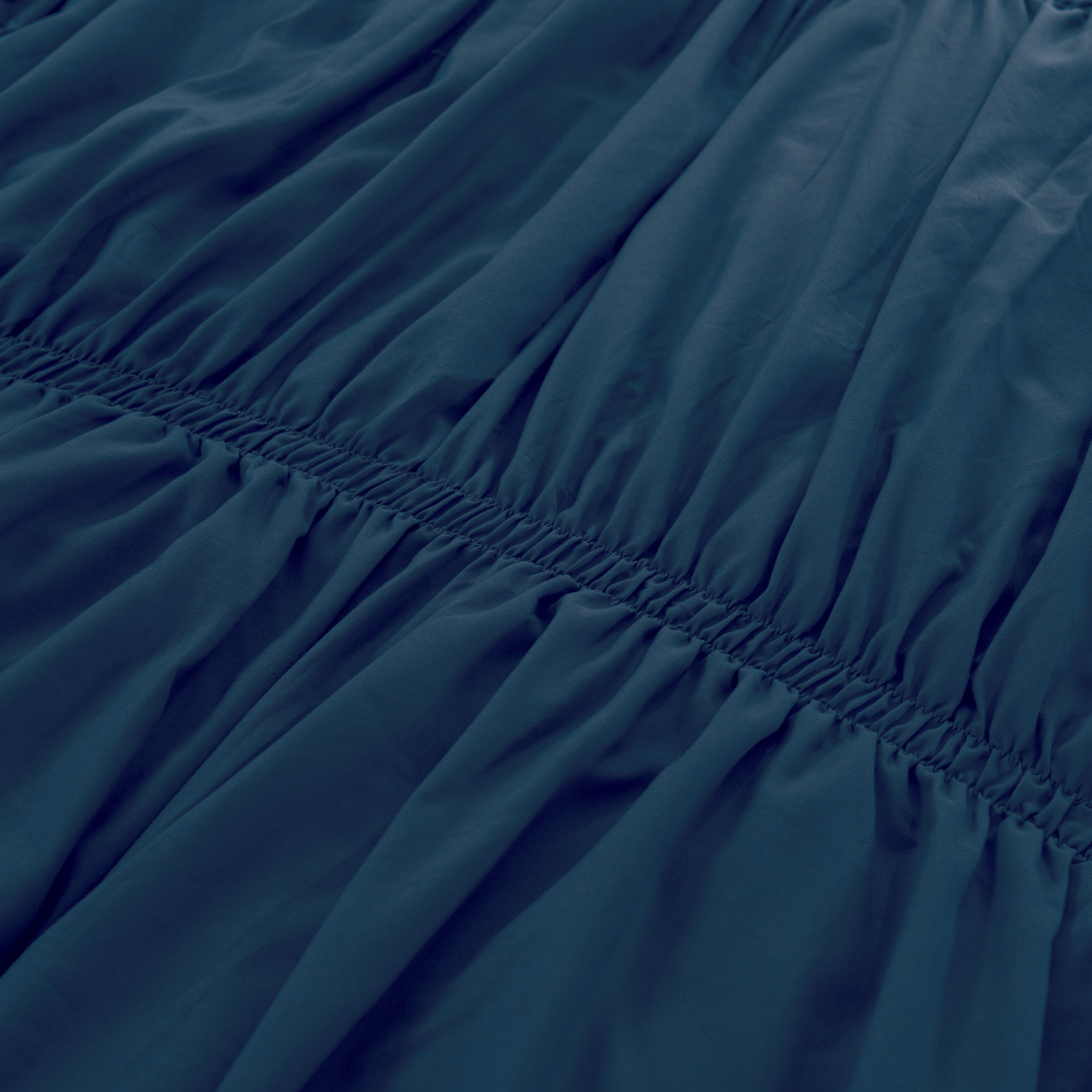 10-Piece Pleated Comforter Set - Includes 4-Piece Sheet Set with Double Sided Storage Pockets