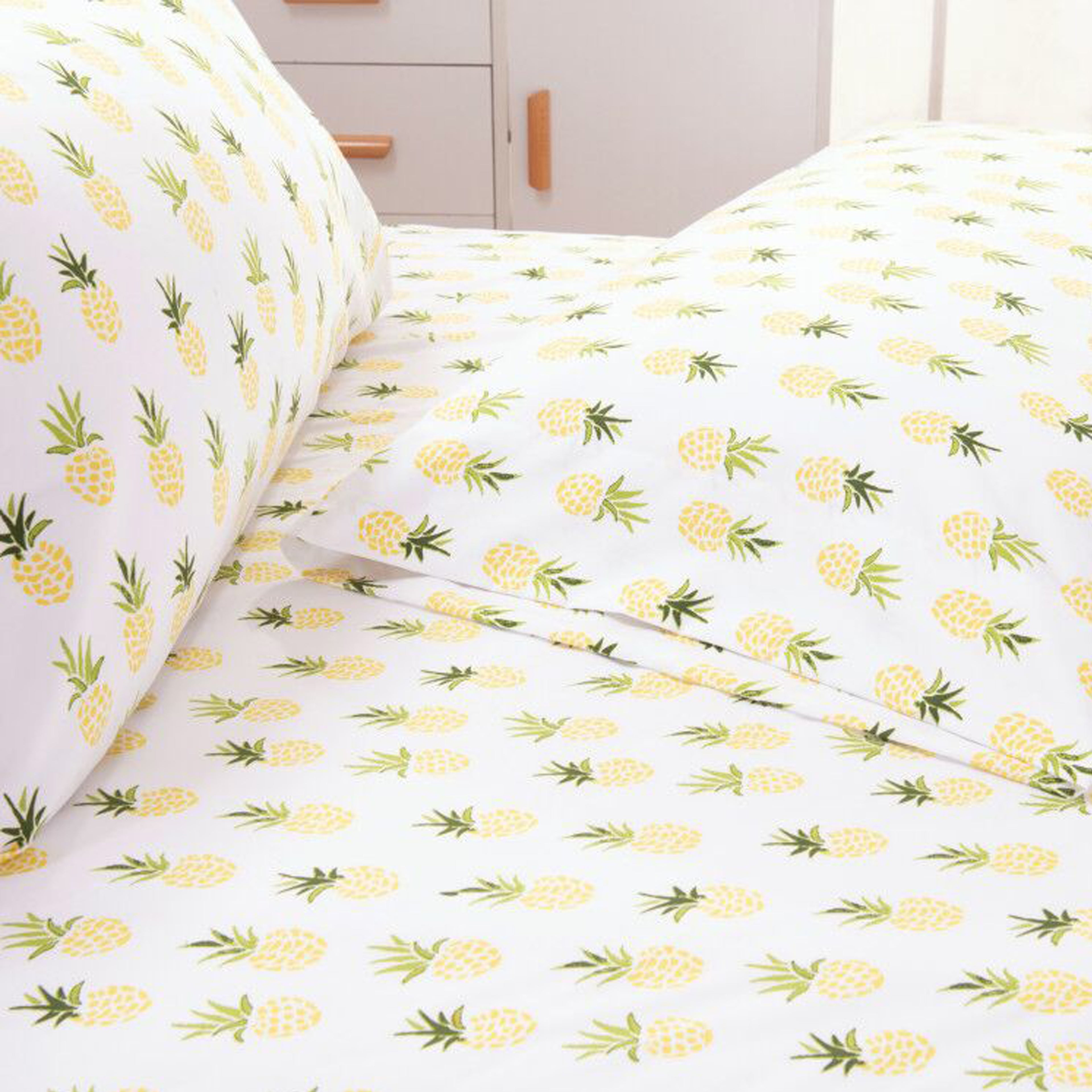 6-Piece Tropical Pattern Bed Sheet Set - Soft as a Hotel Premium Quality