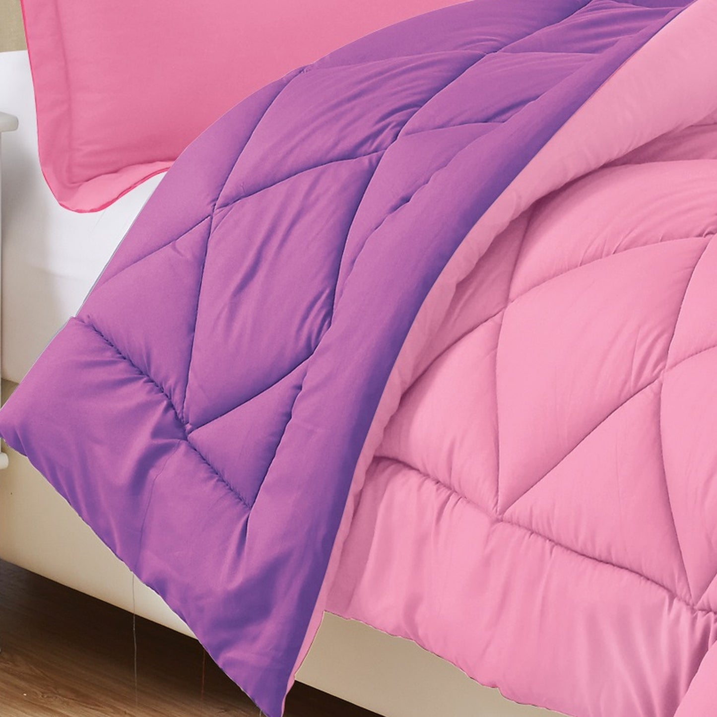 Elegant Comfort 3-Piece Reversible Diamond Stitched Comforter & Shams