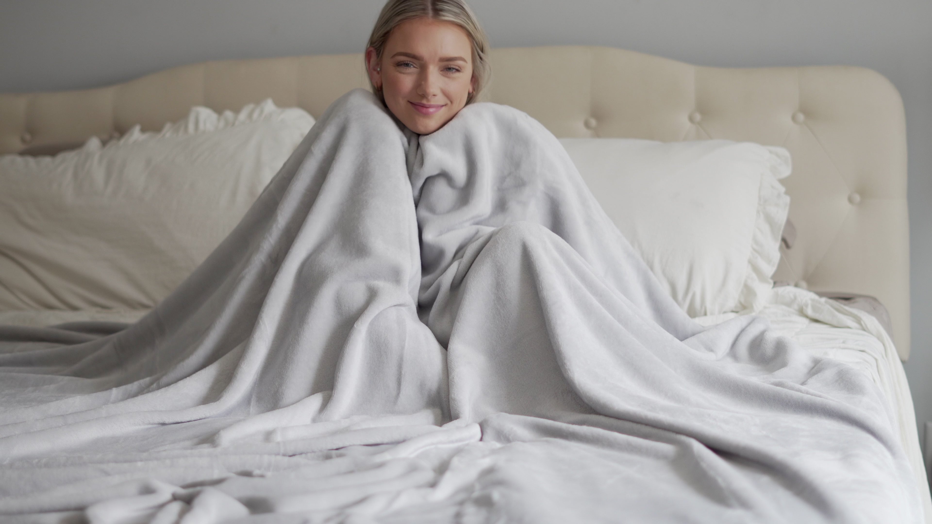 Velvet Plush Fleece Blanket Solid Color Design - Velour Blanket