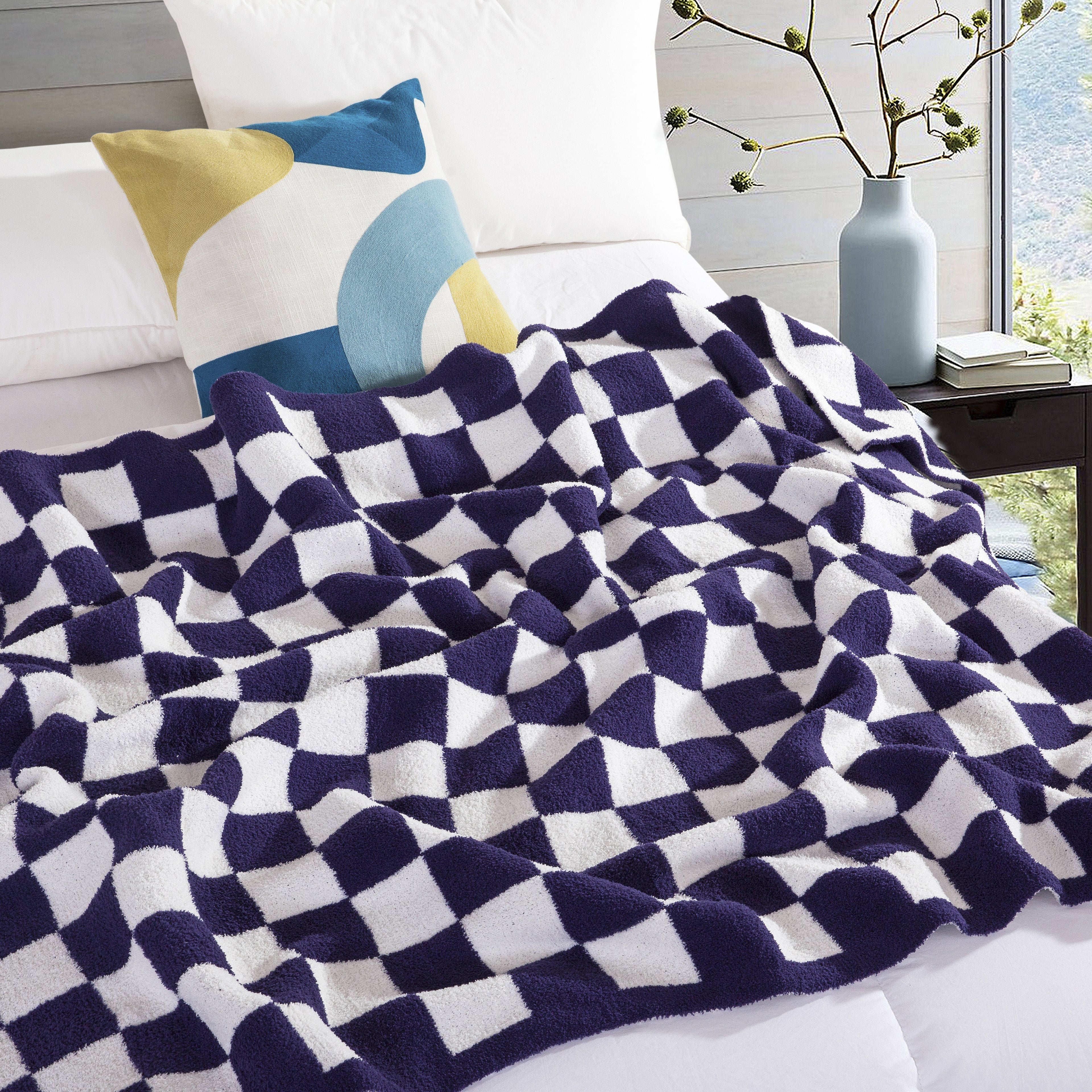 50" x 70"  Ultra Soft Checkered Knitted Throw Blanket