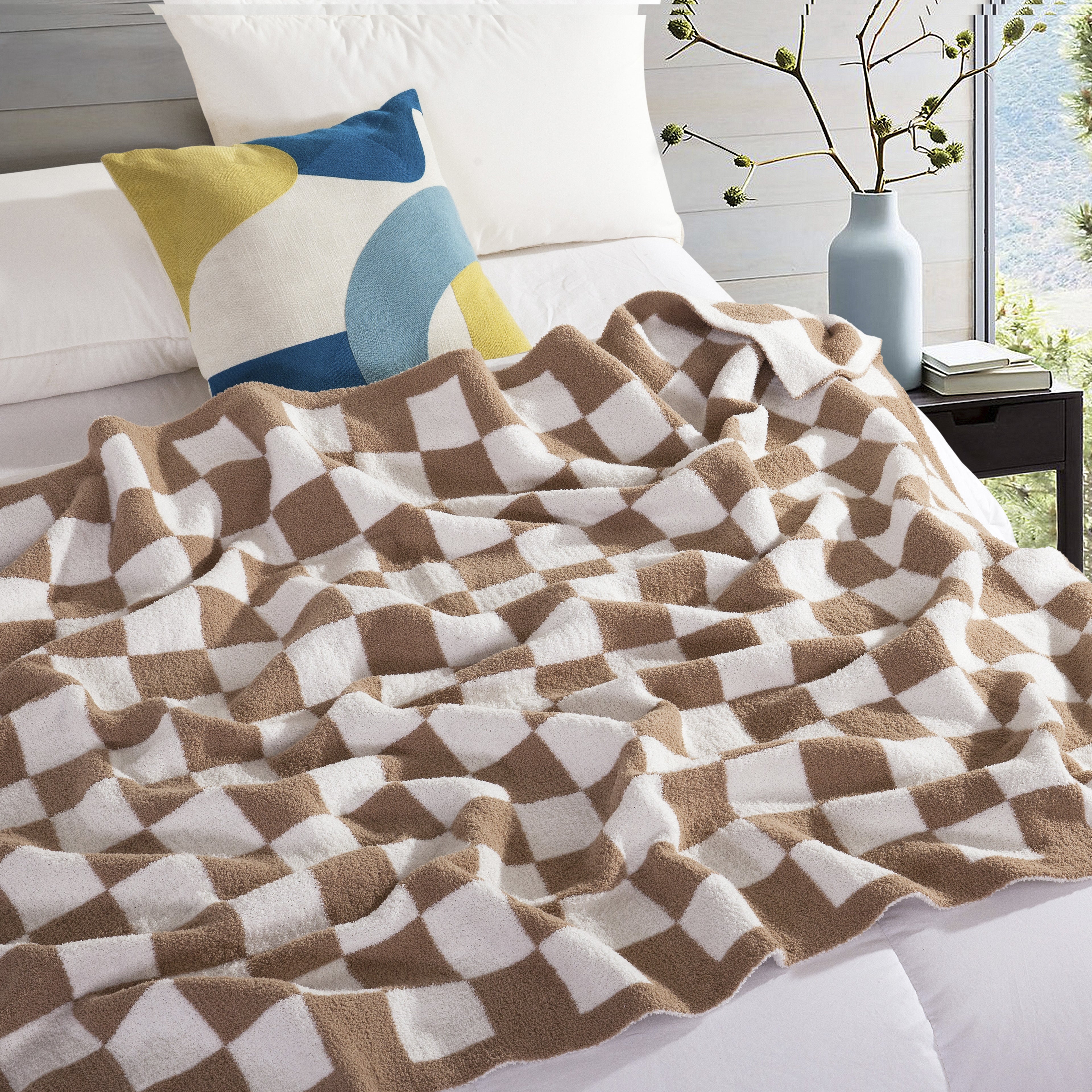 50" x 70"  Ultra Soft Checkered Knitted Throw Blanket