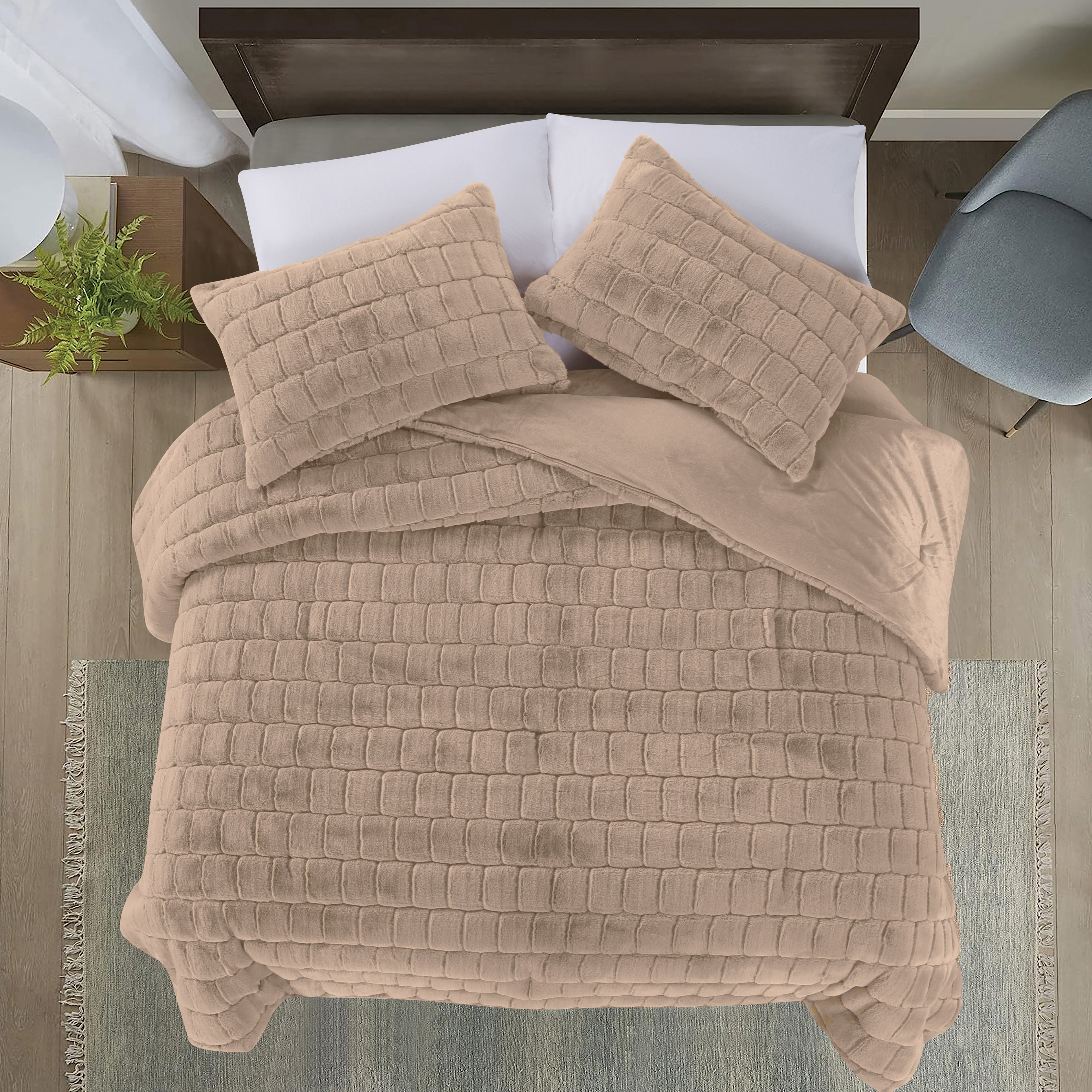 Fluffy 3-Piece Faux Rabbit Fur Comforter Set