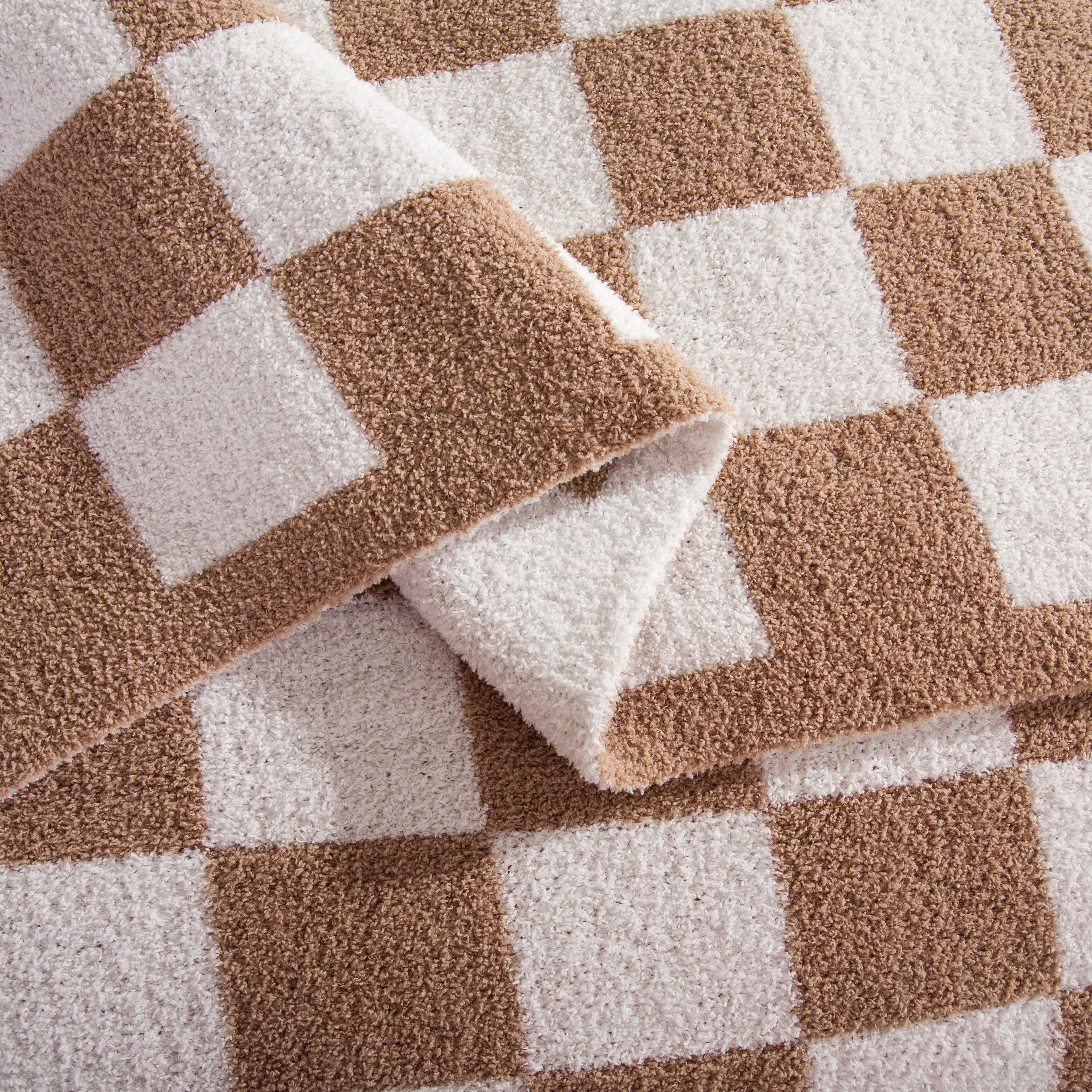 50" x 70"  Ultra Soft Checkered Knitted Throw Blanket