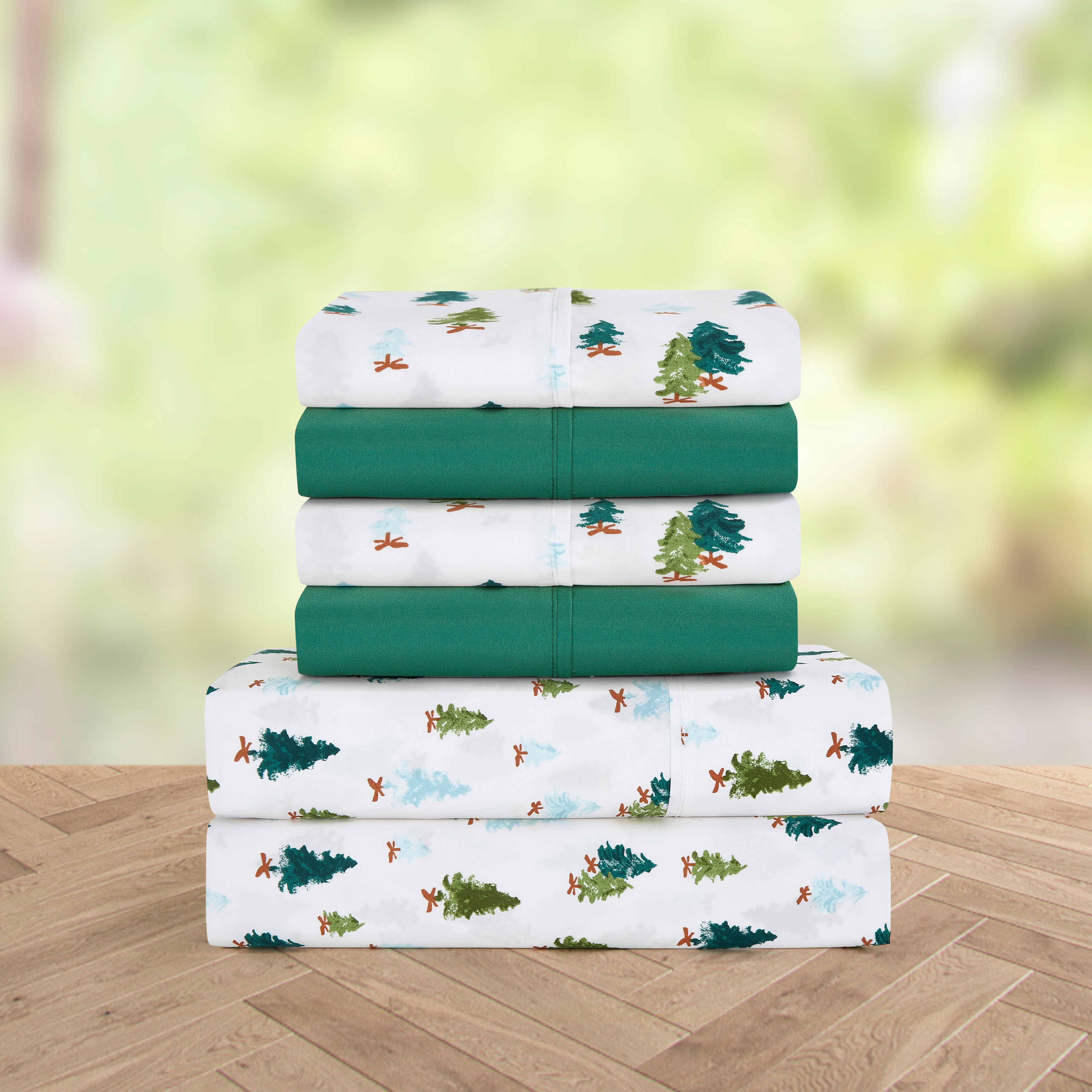 6-Piece Christmas & Holiday Sheet Set - Soft as a Hotel Premium Quality