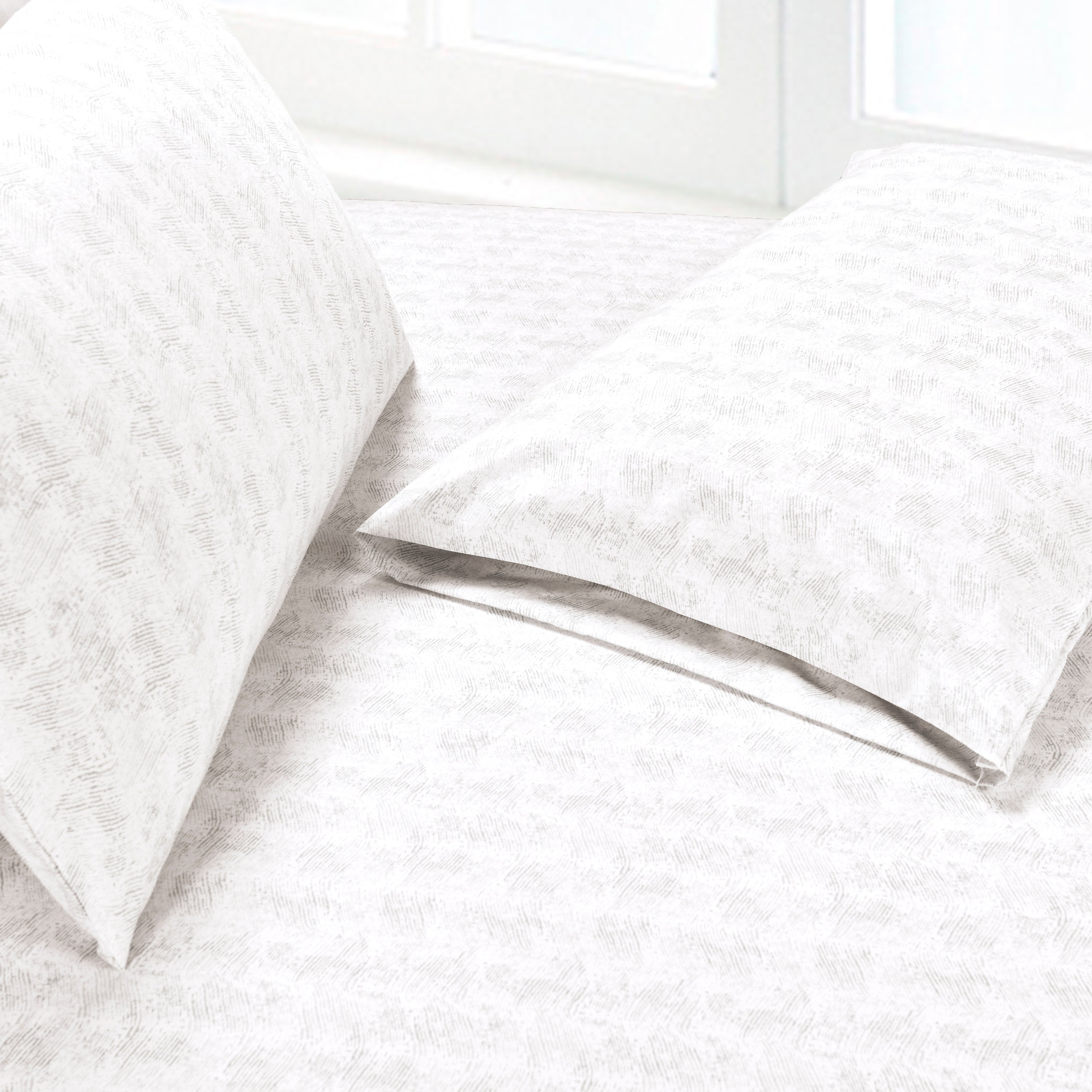 6-Piece Floral and Stripe Pattern Sheet Set - Soft as a Hotel Premium Quality Bedding