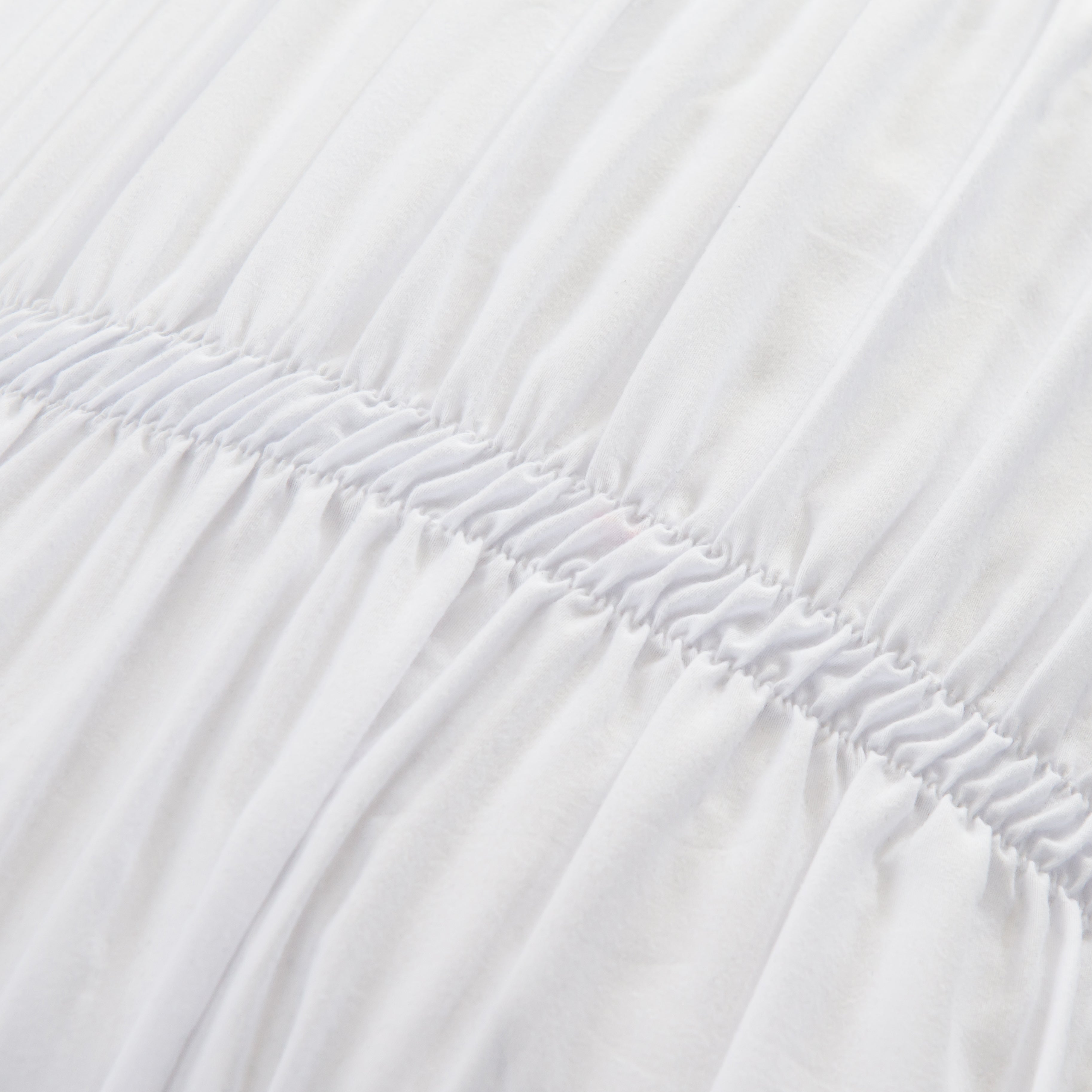 10-Piece Pleated Comforter Set - Includes 4-Piece Sheet Set with Double Sided Storage Pockets