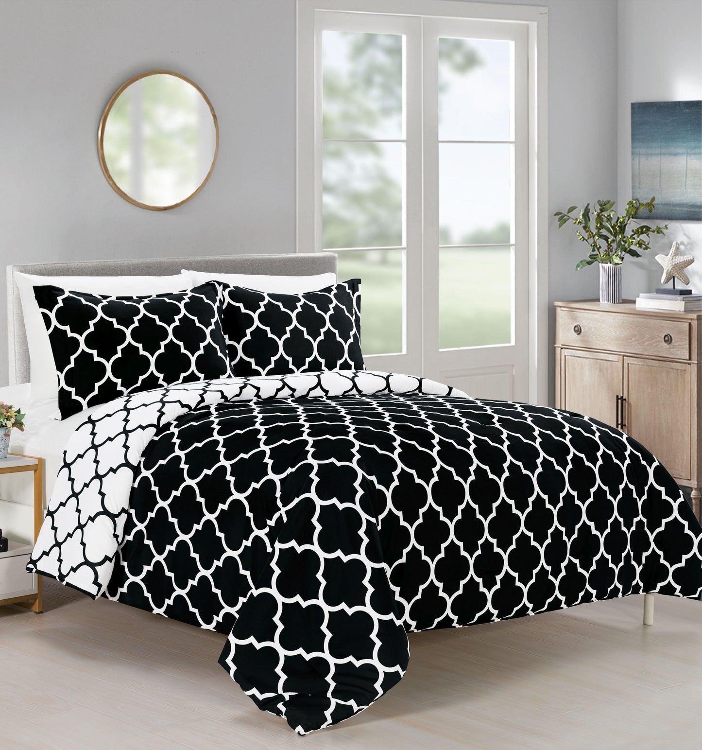 Elegant Comfort 3-Piece Moroccan Trellis Reversible Comforter Set