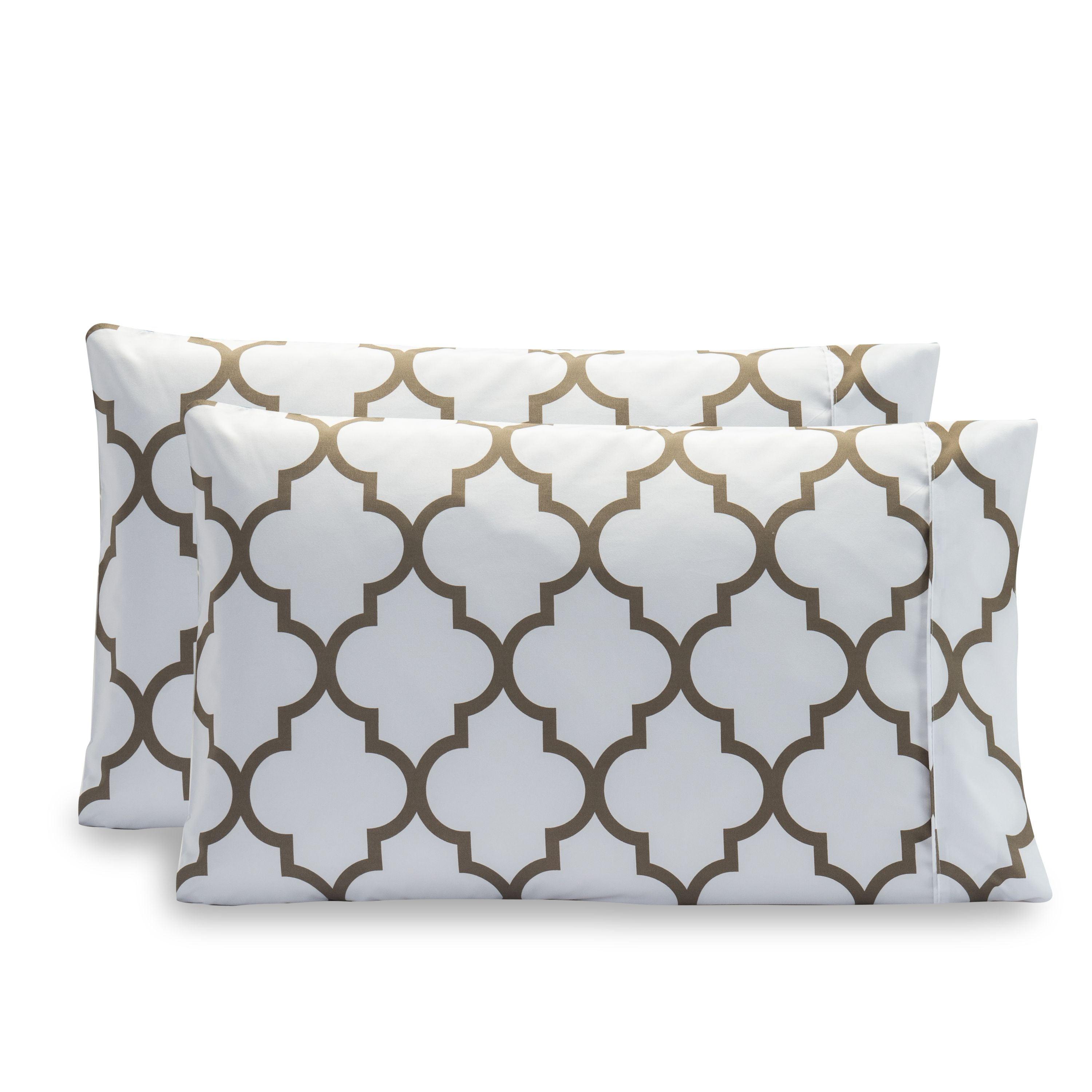 Quatrefoil - Moroccan Trellis Pattern - Set of 2 Pillowcases