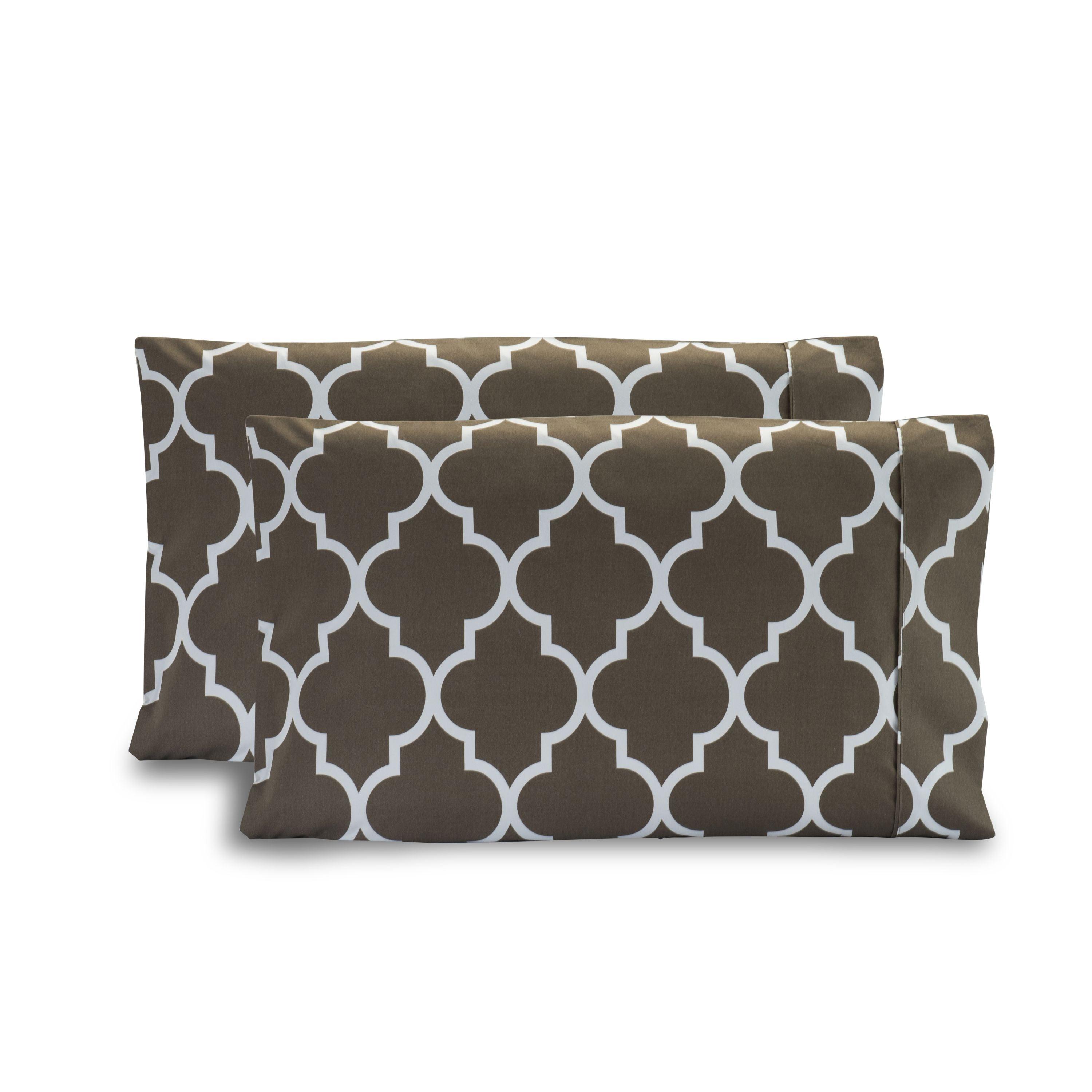Quatrefoil - Moroccan Trellis Pattern - Set of 2 Pillowcases