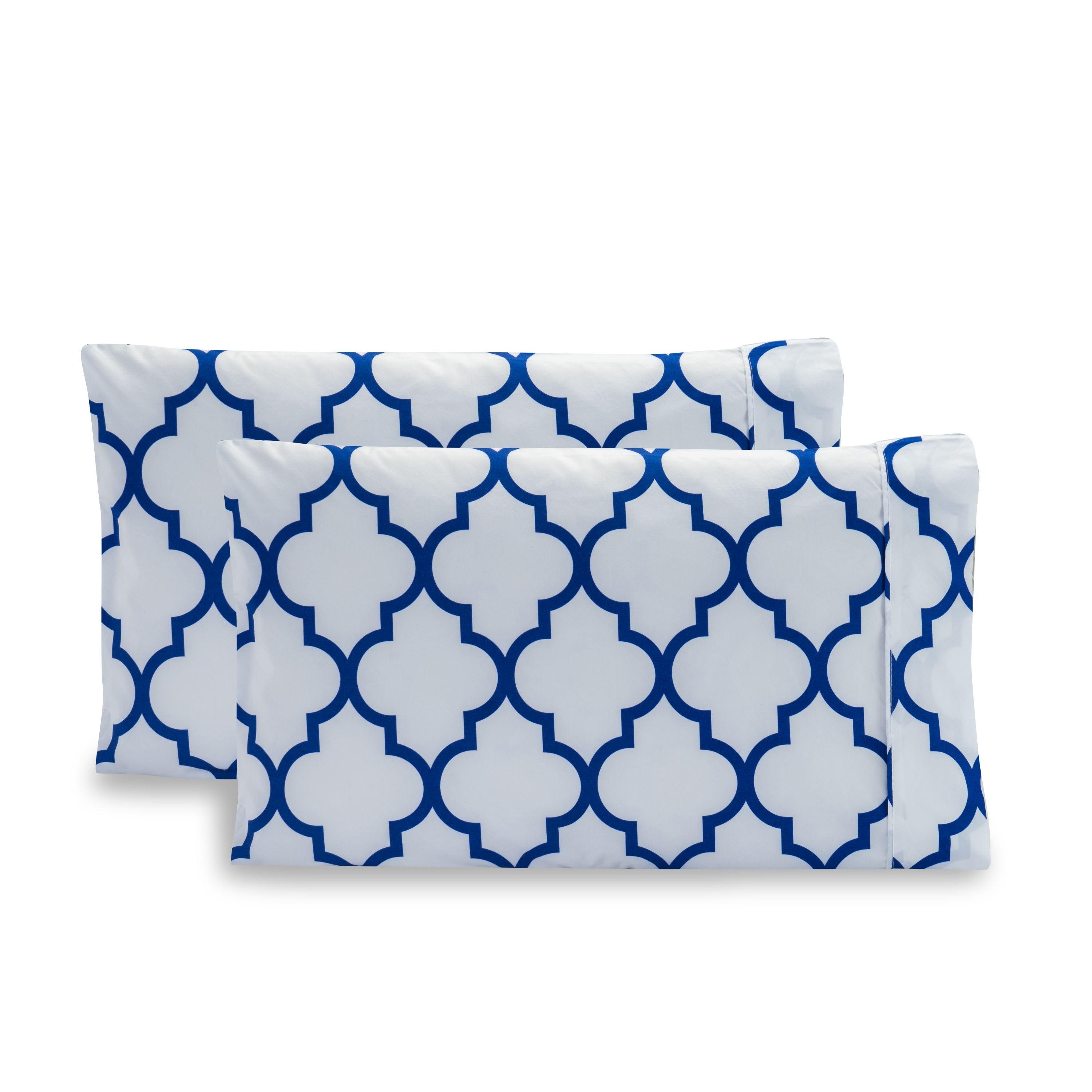 Quatrefoil - Moroccan Trellis Pattern - Set of 2 Pillowcases