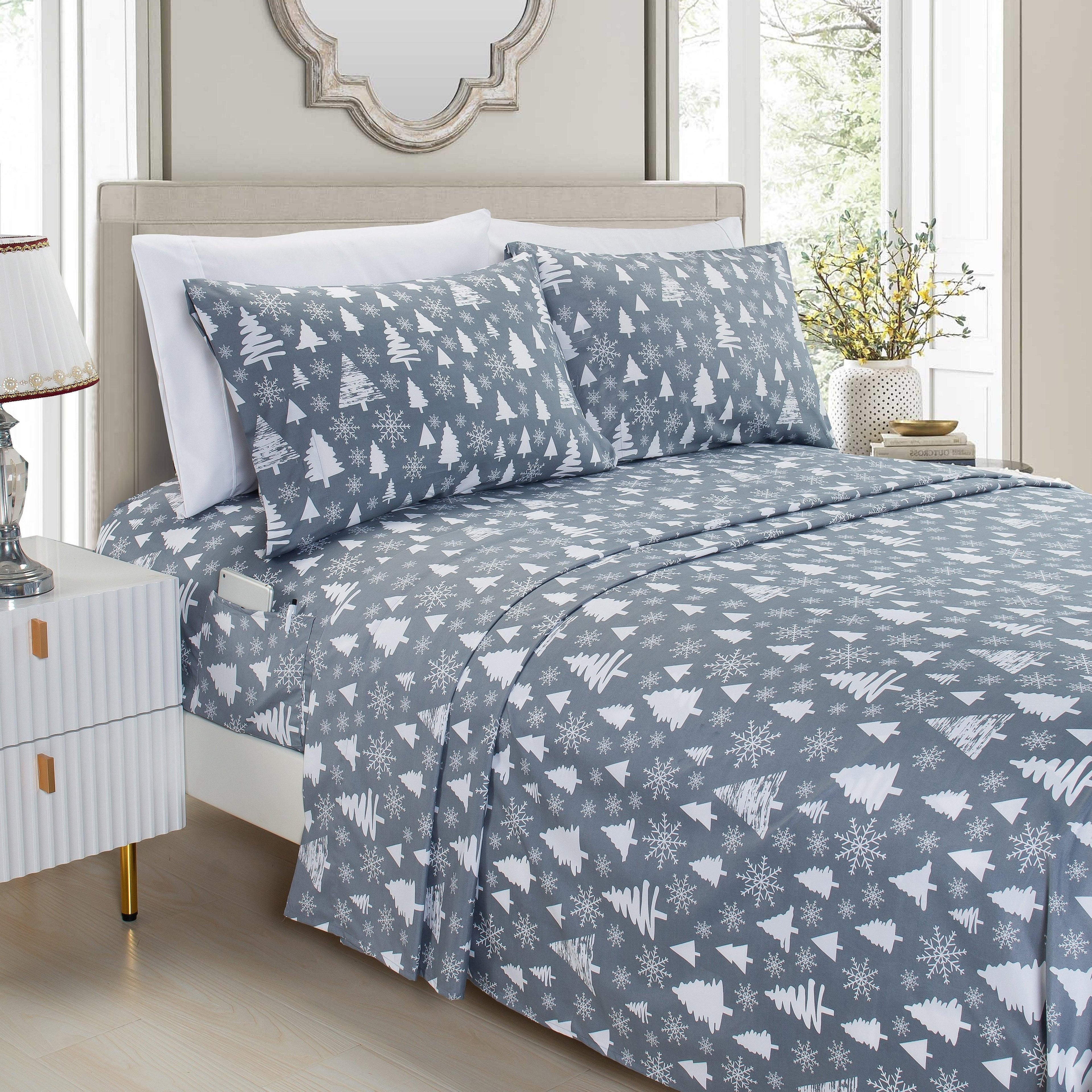 6-Piece Christmas & Holiday Sheet Set - Soft as a Hotel Premium Quality
